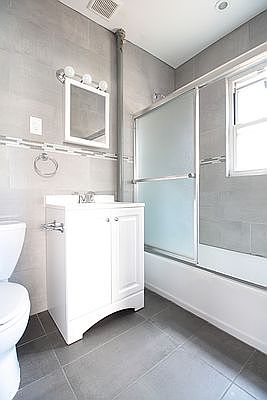 5th image of 24-11 Ditmars Blvd #2R