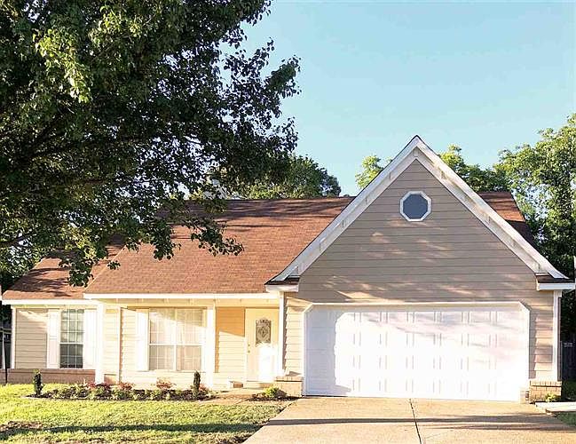 1st image of 65 Village Dr E