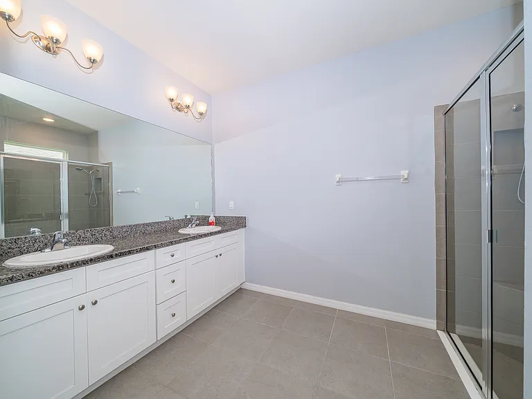 1092 Pipestone Pl — Photo 25