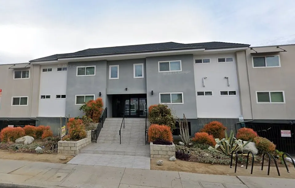 14153 Victory Blvd.