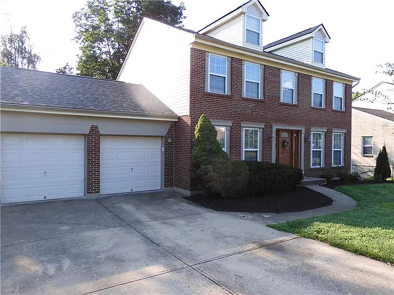 3025 Wolf Creek Way — Photo 1