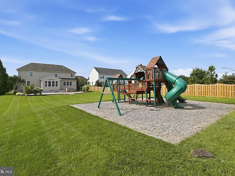 42222 Cameron Parish Dr — Photo 58