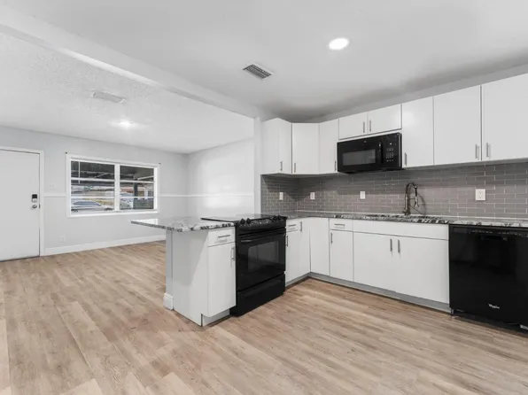 7513 N Cortez St #1, Tampa, FL 33614