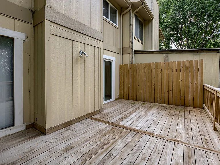 15102 Normandy Blvd — Photo 23