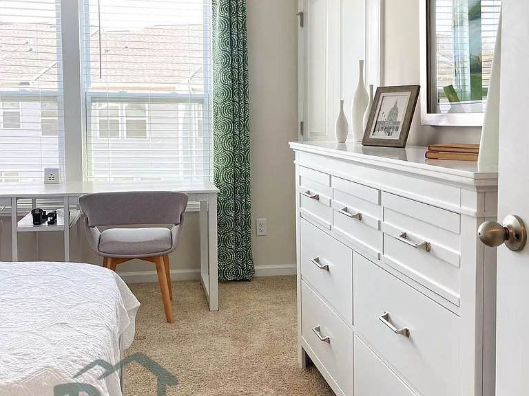 3rd bedroom - twin trundle bed
