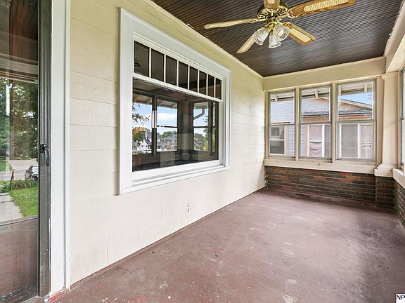 4th image of 2449 Fontenelle Blvd