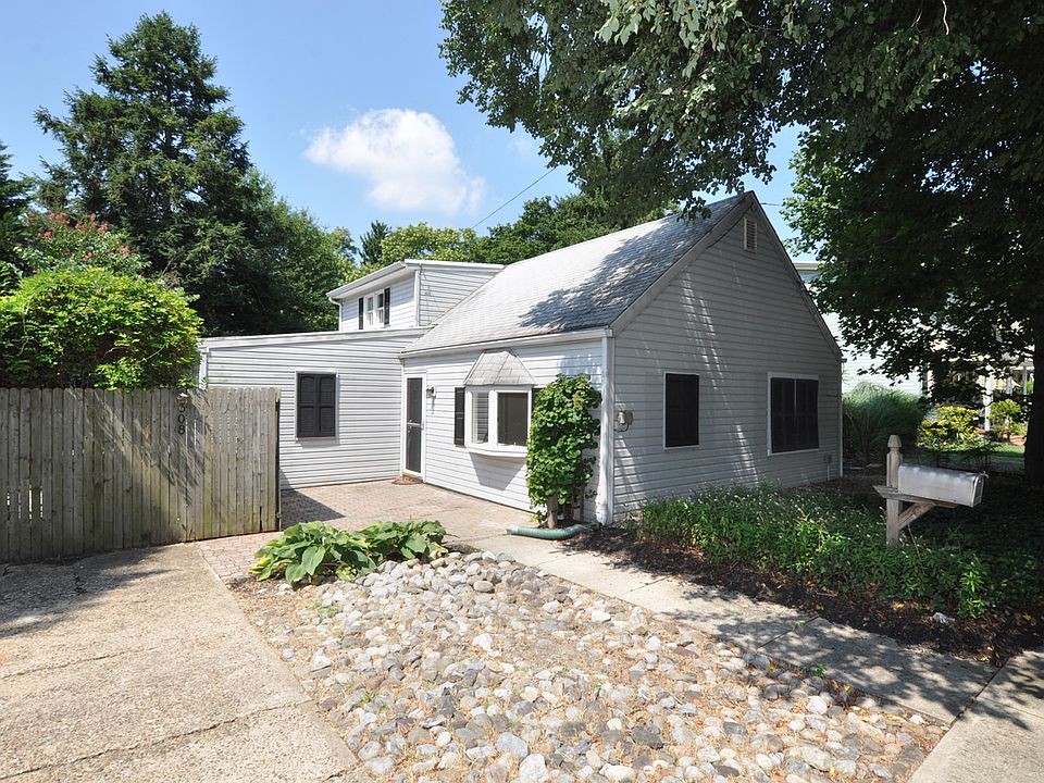 1st image of 308 Elm Ave
