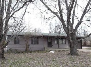632 Ruby St, Taneyville, MO 65759