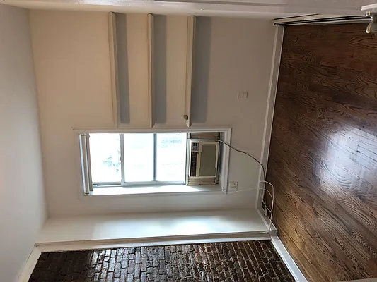 Rented by Nooklyn NYC LLC | media 16