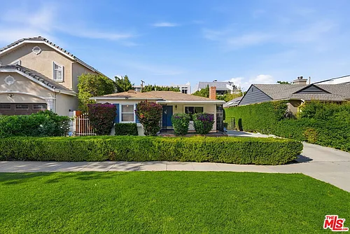 14529 Greenleaf St Photo 1