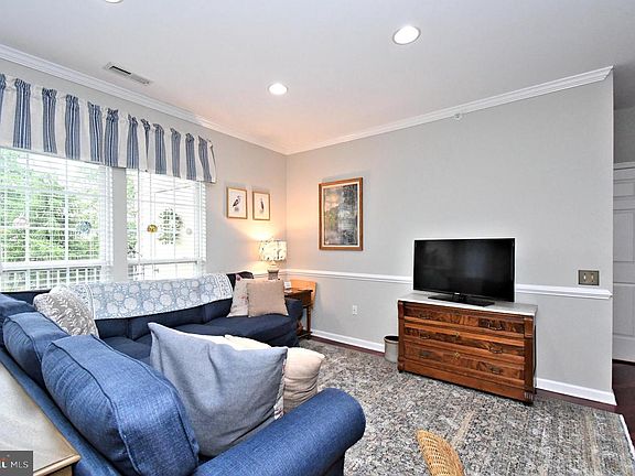 4th image of 200 Beech Blvd APT 202