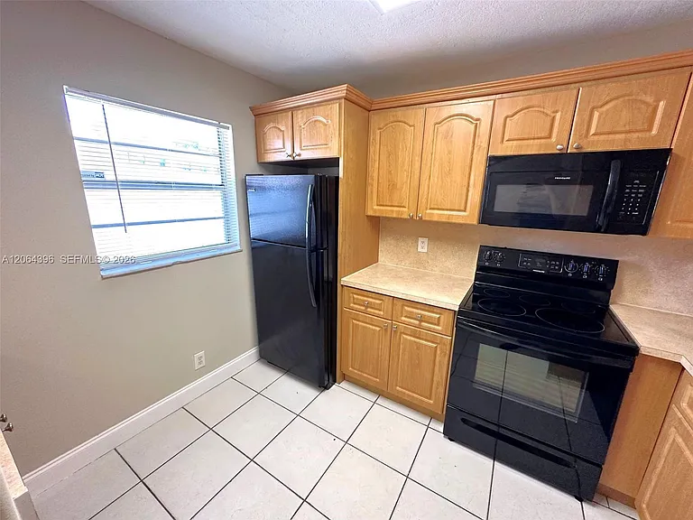 7830 NW 33rd St #502 — Photo 3