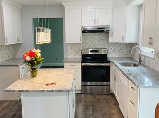 5717 Cricket Ln, Bensalem, PA 19020