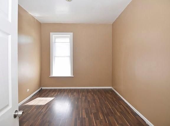 5th image of 5443 W Chicago Ave #2