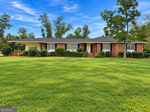 1405 Parkway Dr, Vidalia, GA 30474