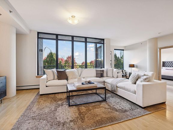 2nd image of 215 10th Ave S Unit 310