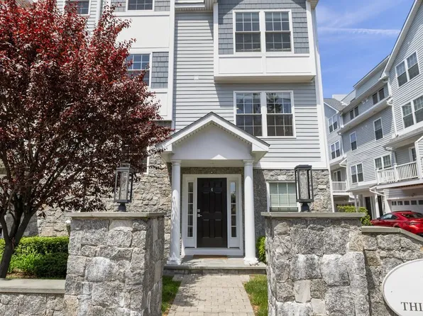 20 3rd Street #4, Stamford, CT 06905