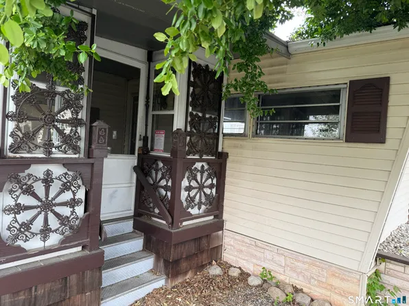31 Rivermead Boulevard, East Hartford, CT 06118