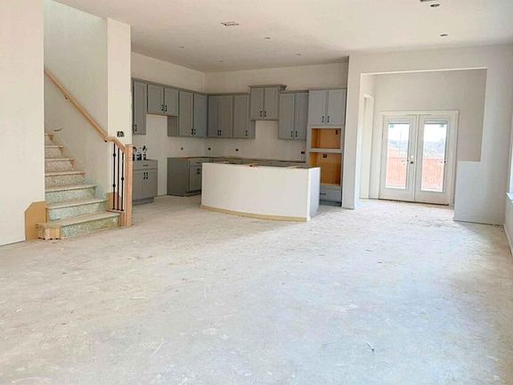 2nd image of 405 Raleigh Dr