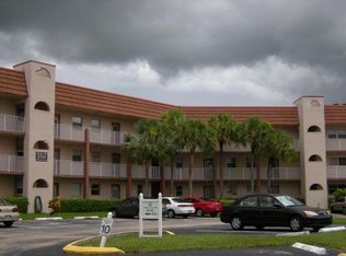 8040 N Sunrise Lakes Dr #303, Fort Lauderdale, FL 33322