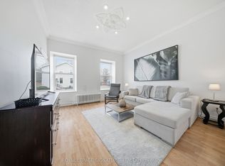209 Hunter St E #1, Hamilton, ON L8N1N1