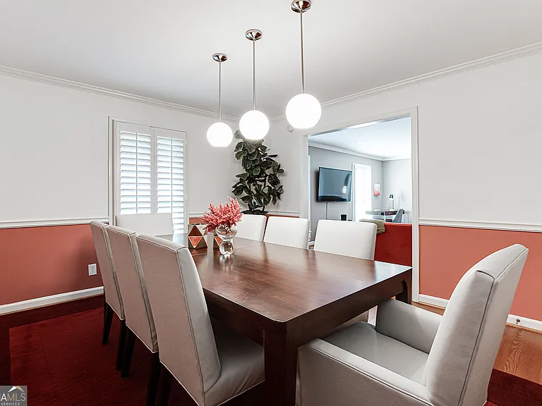 485 Riverside Pkwy — Photo 18