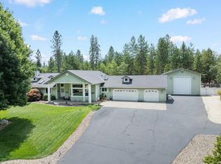187 Admiral Cir, Merlin, OR 97532