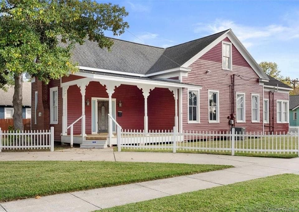 1st image of 602 Mill St