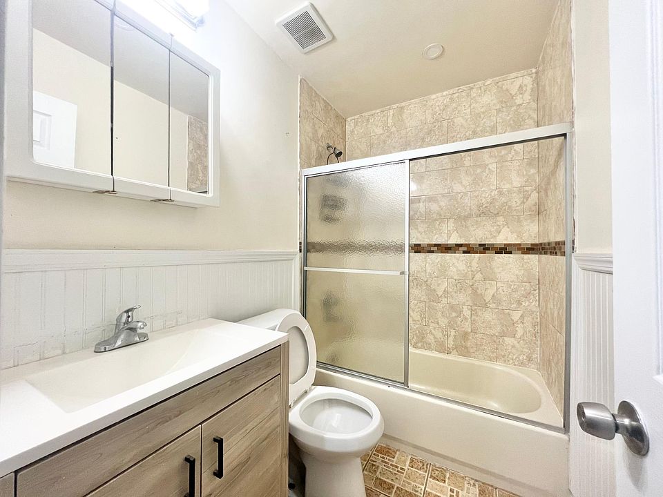 1st image of 1505 124th St #3