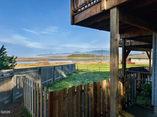 26230 Sandlake Rd, Cloverdale, OR 97112