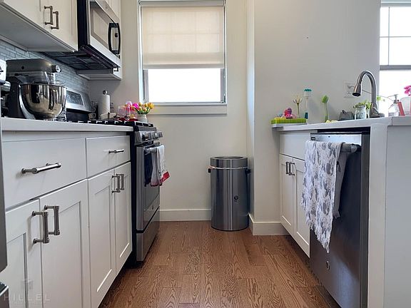 2nd image of 7525 153rd St Ph 2