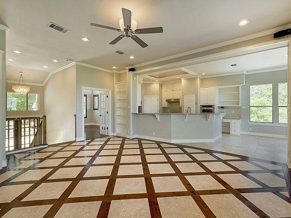 4th image of 9313 Stone Mountain Dr