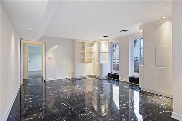 1st image of 253-263 W 73rd St #14A