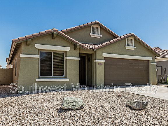 4th image of 1949 W Vineyard Plains Dr