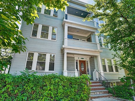 2nd image of 31 Middleton St