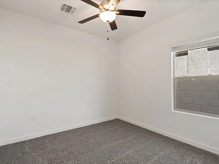 13276 N Jessett Ln — Photo 3