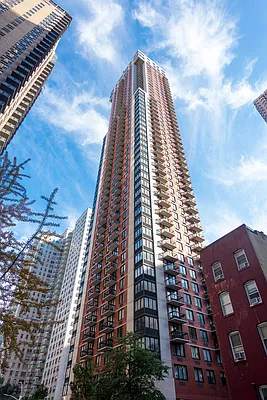 Rented by Douglas Elliman | media 25