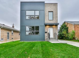 7408 W Strong St, Harwood Heights, IL 60706