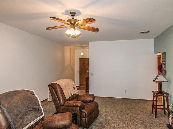 5th image of 2324 Alex Plaza Dr