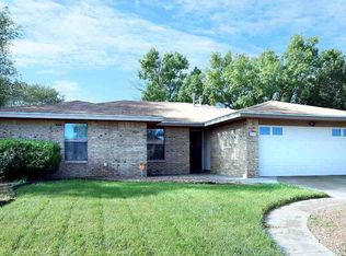 700 Swinging Spear Rd, Roswell, NM 88201