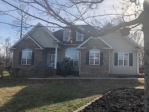 2nd image of 4819 Edgebrook Dr