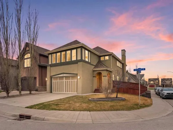 85 NE Mahogany Sq SE, Calgary, AB T3M 0T4