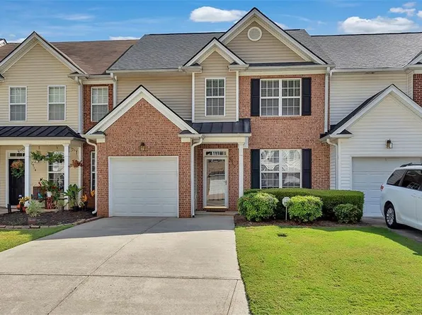 2912 Greyhawk Ln, Cumming, GA 30040