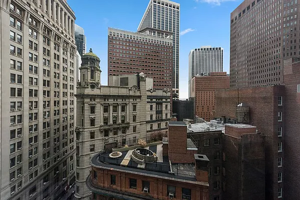 Sold by Nest Seekers International | media 5