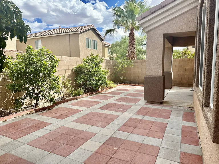 8350 S Pioneer Way — Photo 26