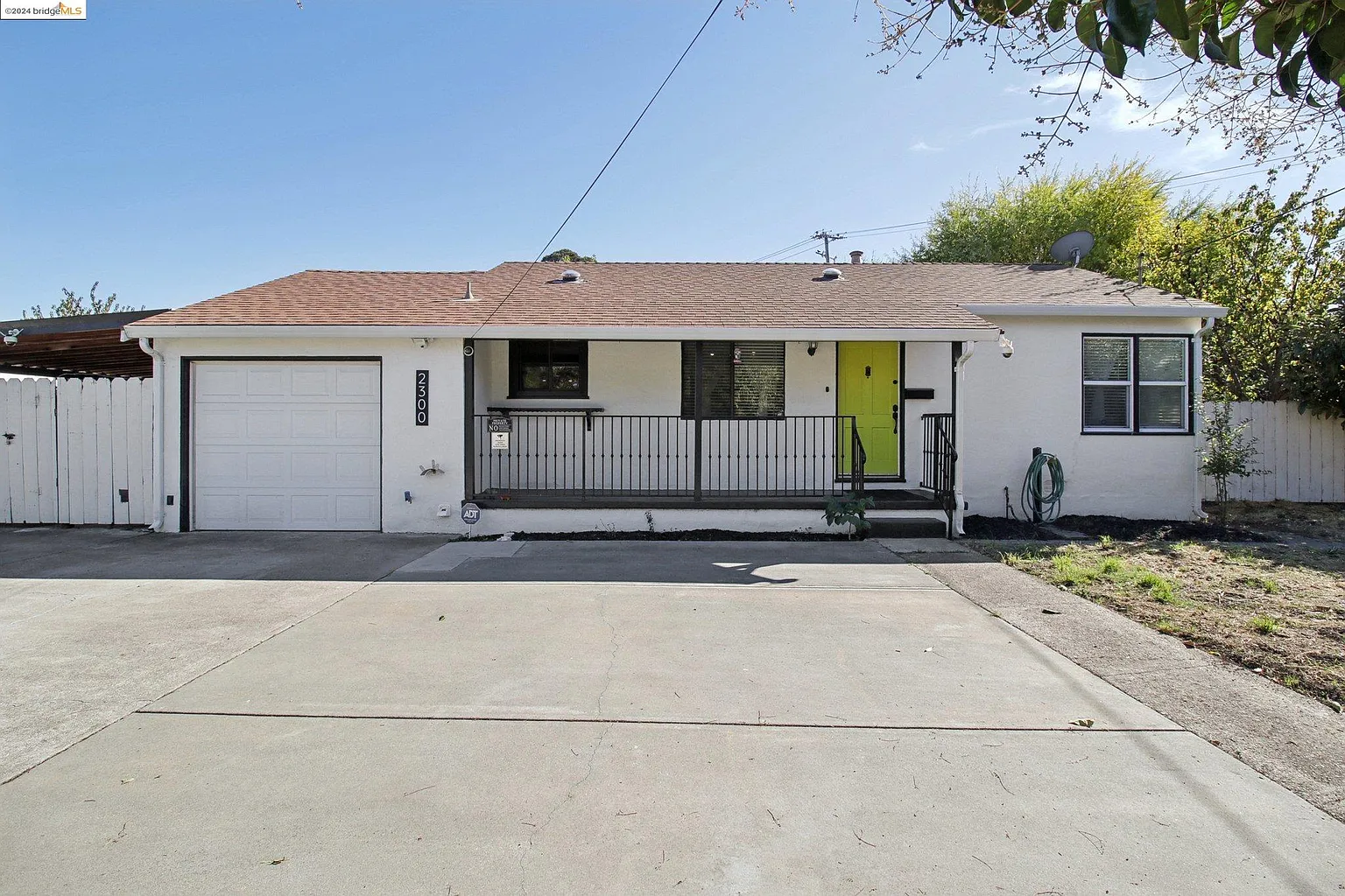 2300 Rumrill Rd photo 1