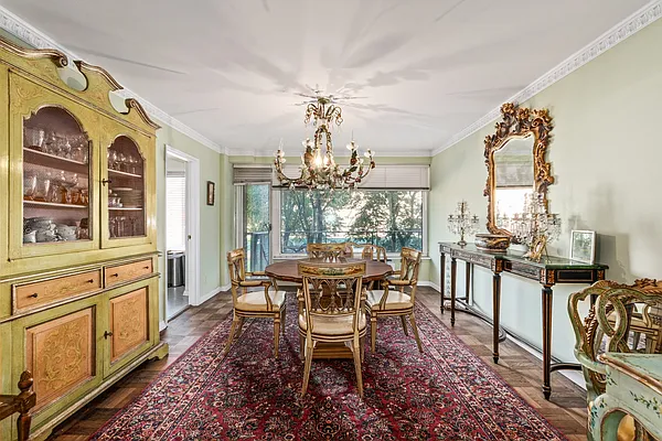 Sold by Lovett Realty, Inc. | media 6