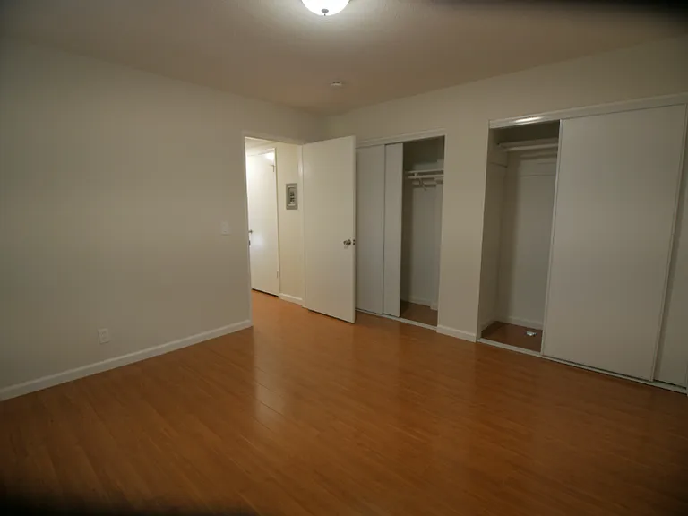 1285 Manchester Dr #2 — Photo 11