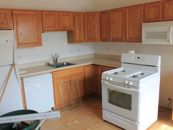 2nd image of 3420 N Sheffield Ave APT 2
