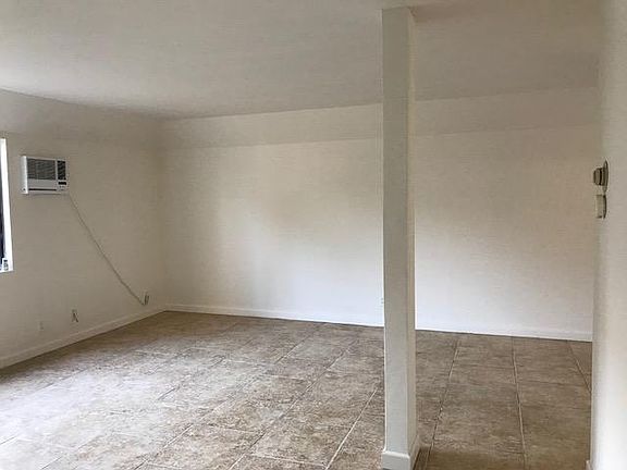 5th image of 522 Obispo Ave APT B